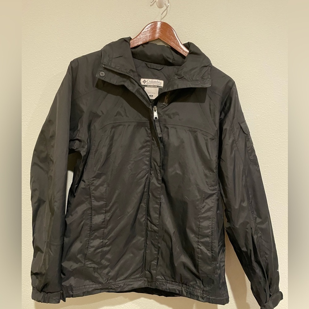 Women’s black hooded waterproof Columbia jacket. Size S